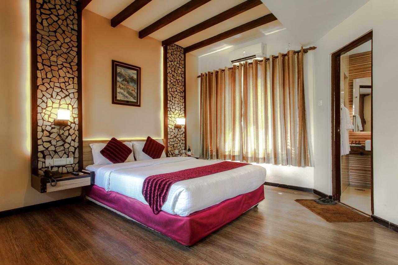 The Lakeside Retreat Resort & Spa By Best Resort Nepal Pokhara Dış mekan fotoğraf